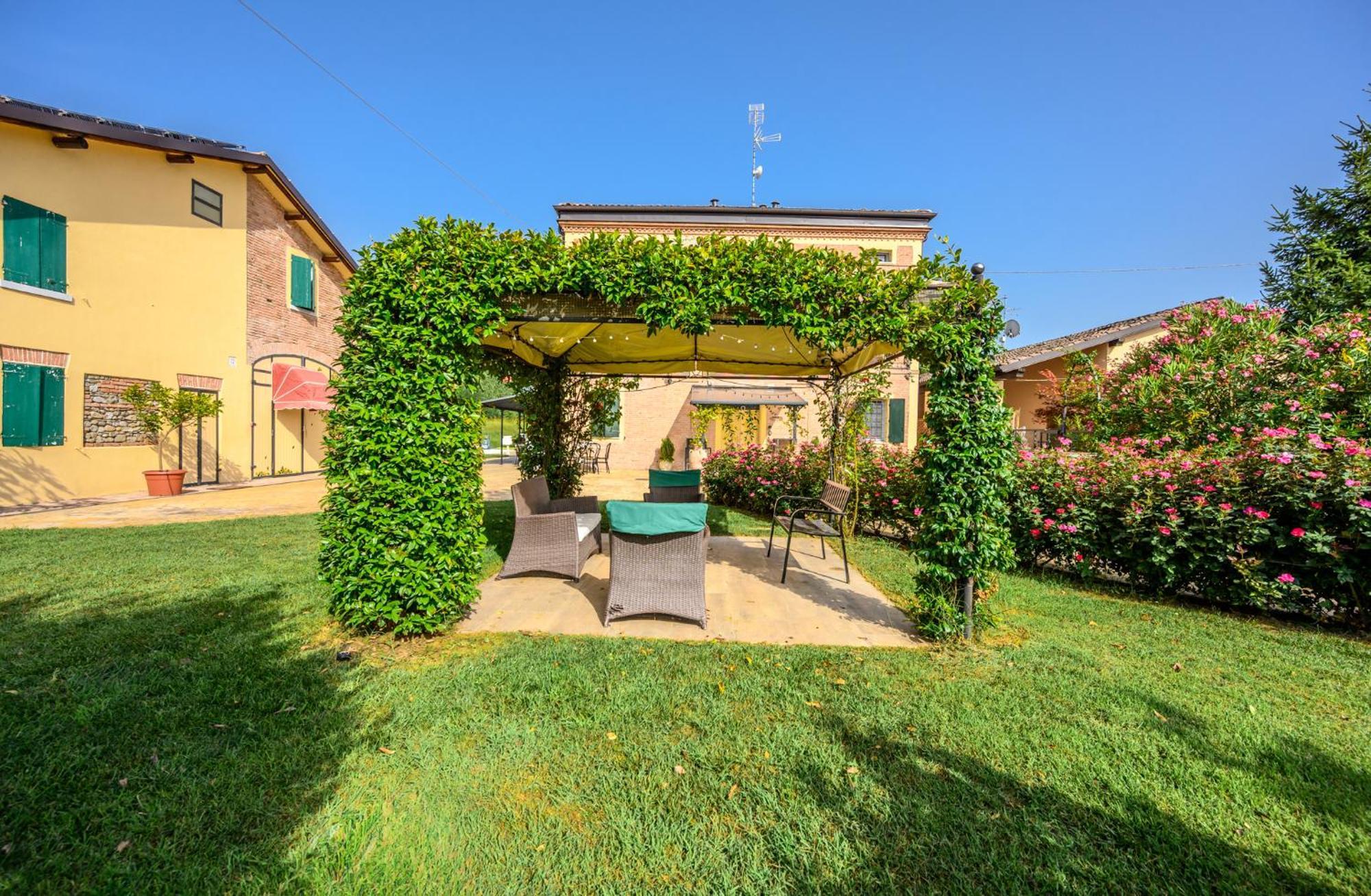 La Casa Di Valeria - Modena Bed & Breakfast Exterior foto
