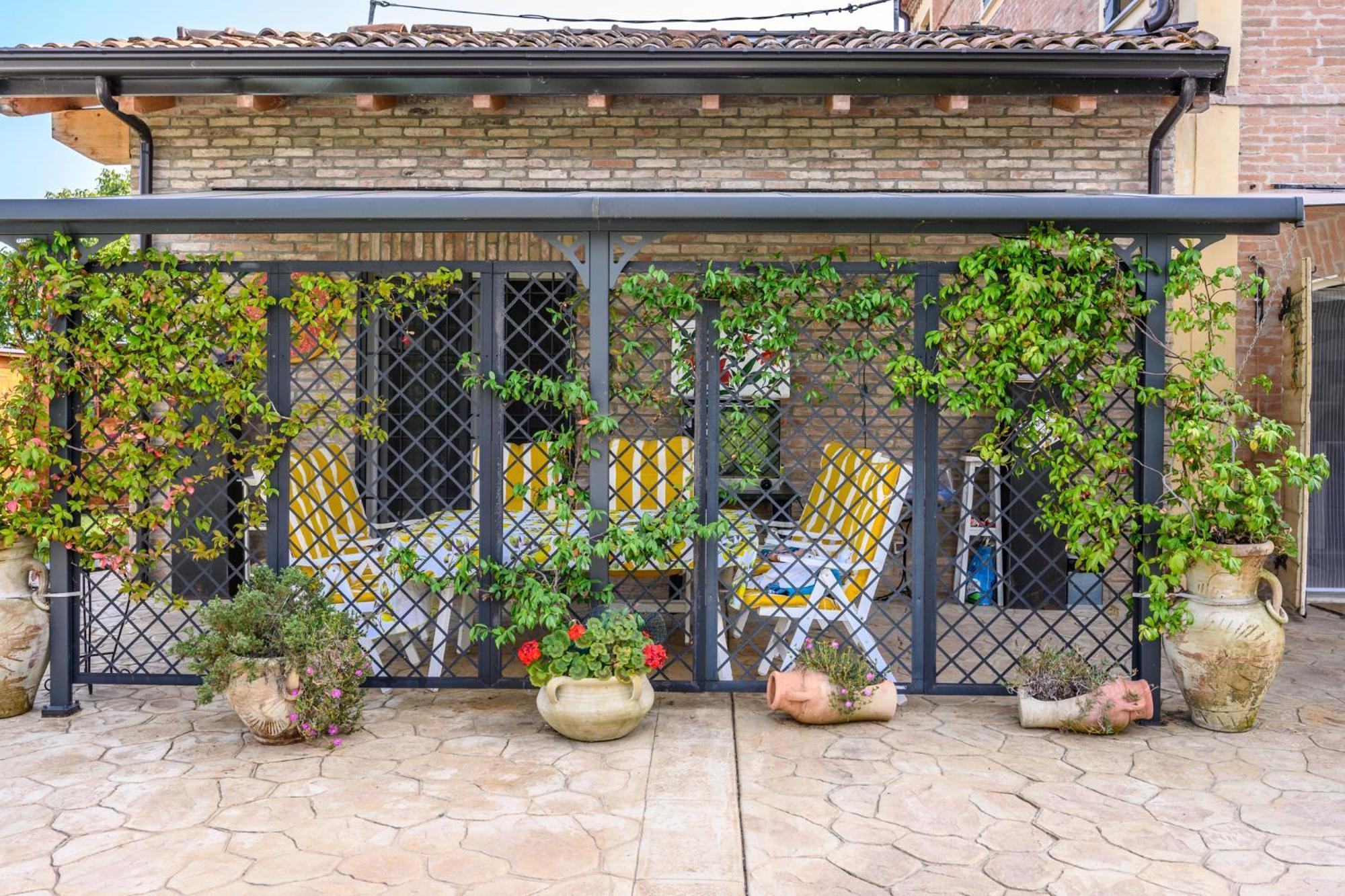 La Casa Di Valeria - Modena Bed & Breakfast Exterior foto